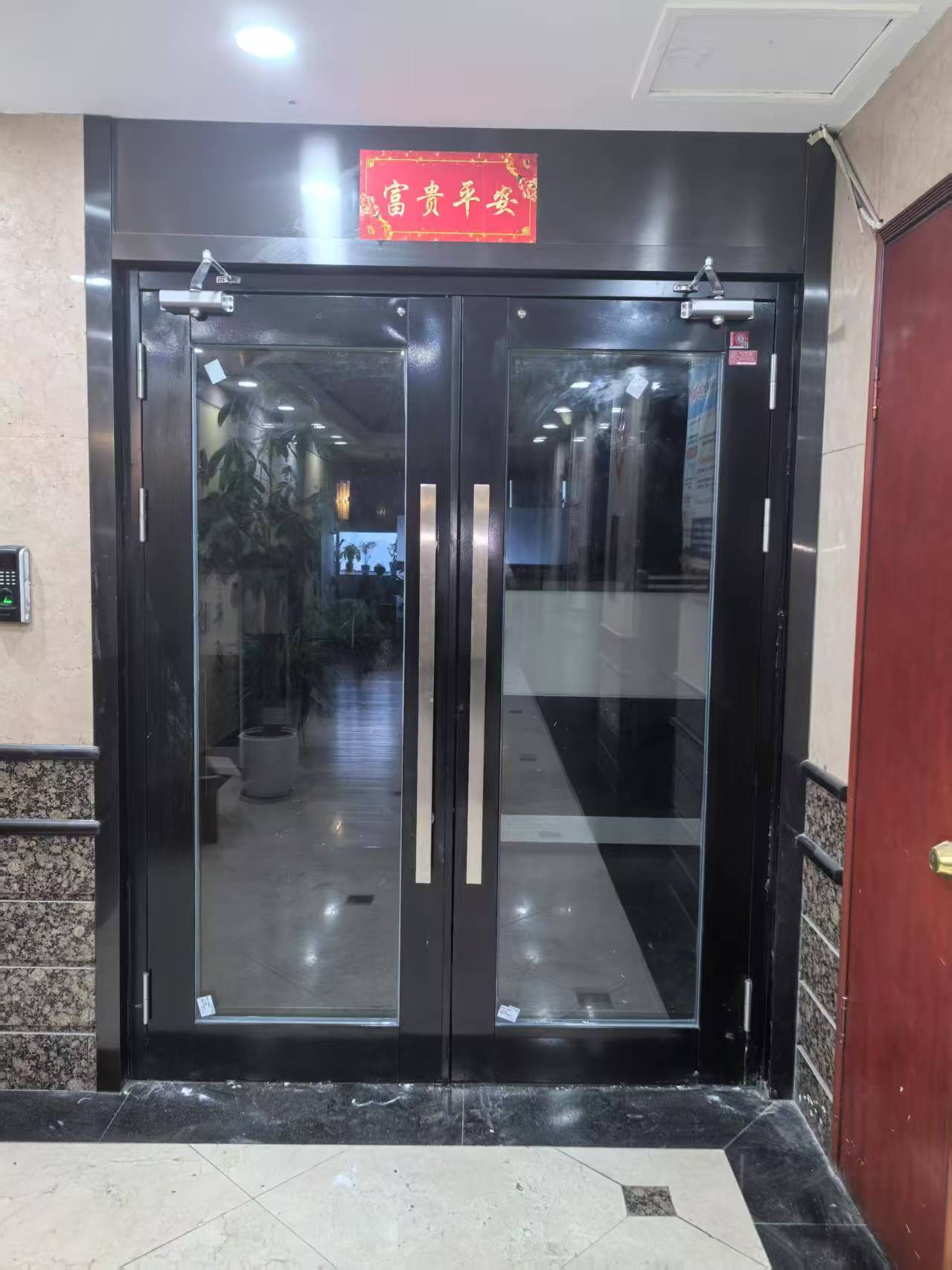 鋼質玻璃防火門